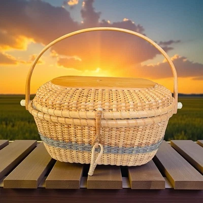 "Cartera canasta tejida Nantucket de colección cierre de palanca forrada de cachemira 8,5 x 5,5 x 5""" Foto 1 de 4