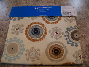 Essential Home Medallions Table Runner Neutral Multicolor 13 in x 72 in