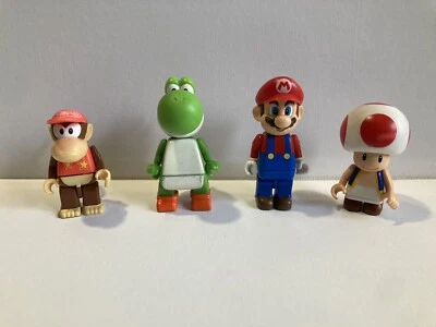 4 KNEX Mario Kart Mini Figures Nintendo Mario Diddy Kong Toad Yoshi K'NEX - Image 1 of 4