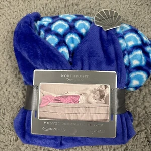 Northpoint Blue Soft Velvet Mermaid Climb In Throw For Kids- NWT - Picture 1 of 2