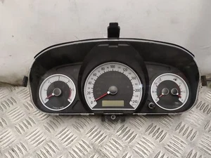 KIA CEE'D Hatchback ED Instrument Cluster Speedometer 940031H130 1.6 - Picture 1 of 9