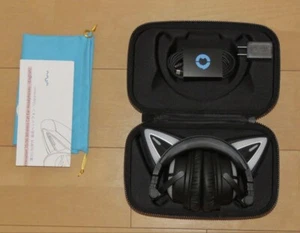 Hatsune Miku Limited edition discontinued Headphones Wireless Bluetooth - Picture 1 of 1