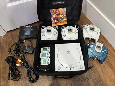 Mint Sega Dreamcast Bundle - 4X Controllers - 4X Memory Cards - 2x Games - Read! - Image 1 of 4