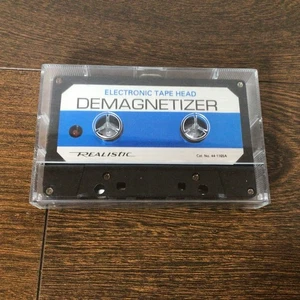 Vintage Electronic Tape Head Demagnetizer Realistic 44-1165A Cassette - Picture 1 of 2