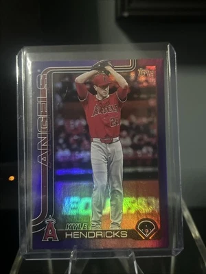 2025 Topps Update KYLE HENDRICKS PURPLE Foil Parallel  /250 Angels - Image 1 of 4