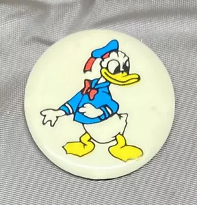 Vintage Disney Donald Duck 1” Button - Picture 1 of 2