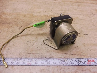 Suzuki GS650 GL2 GS 650 S563-1 1981> solenoide de arranque funcionando Foto 1 de 4