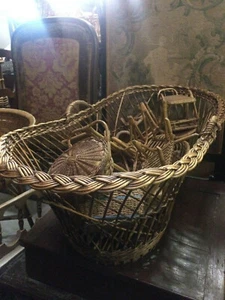 séries importantes de meubles jeux enfant, paniers, bouteilles clissées,en rotin - Imagen 1 de 12