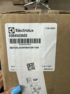 OEM Frigidaire 5304523502 Refrigerator Motor - Picture 1 of 1