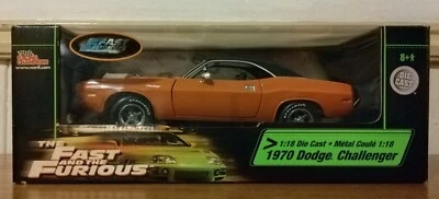 DARDEN-ROMAN 70 HEMI CHALLENGER 2 FAST 2 FURIOUS MOVIE CAR 1/18 RACING CHAMPIONS - Image 1 of 4