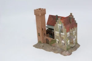 Faller N 29201 Schloß mit Innenhof--69-- - Bild 1 von 2