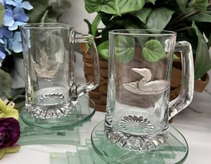 Taza de 2 piedras de cerveza de vidrio transparente diseño 3D acento de peltre loon y hoja de arce 12 oz - Imagen 1 de 10