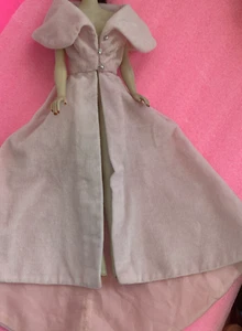 Vintage Barbie Sophisticated Lady #993 rare Pink VELVET COAT NO DOLL - Picture 1 of 4