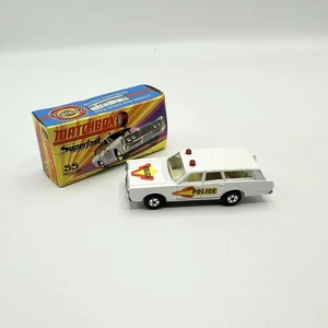Matchbox Superfast 55 Mercury Police Station Wagon con capó y etiquetas de puerta - Imagen 1 de 17