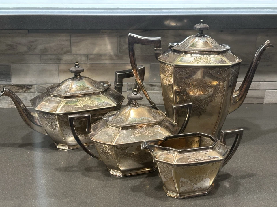 Antiguo juego de té Barbour de 5 piezas enchapado en plata estilo federal años 20 Foto 1 de 4