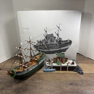 Dept 56 New England Village Series EMILY LOUISE SHIP (2pc) 56581 *Retired*   - Bild 1 von 24