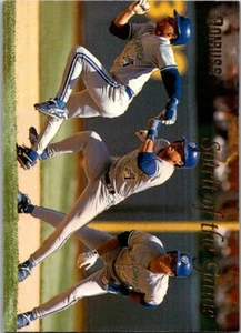 1993 Donruss #SG3 Roberto Alomar Spirit of the Game - Picture 1 of 2