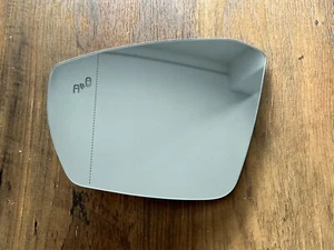 Espejo retrovisor izquierdo VW T-CROSS T-ROC GENUINO vidrio calefacción punto ciego 2GM857521F - Imagen 1 de 10