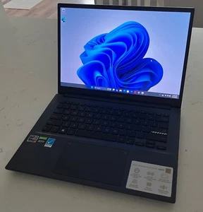 ASUS VivoBook Pro 14 OLED Laptop Notebook RTX 3050 GPU 16GB RAM M6400RC-EB74 - Picture 1 of 4