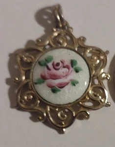 Flower Pendant  - Picture 1 of 3