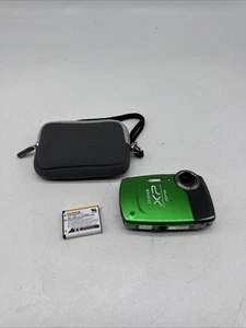 Fujifilm Finepix XP30 14.0MP 5x Zoom Waterproof Camera.    d1 - Picture 1 of 7