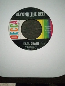 Earl Grant Swingin Gently/Beyond The Reef by Decca Records 7" Vinyl 45rpm Record - Picture 1 of 5