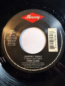 Terri Clark - Suddenly Single / Catch 22 - Mercury VG++ F264 - Imagen 1 de 2