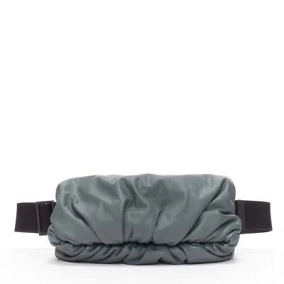BOTTEGA VENETA The Body bolsa gris cuero liso negro correa deportiva bolso cintura Foto 1 de 4
