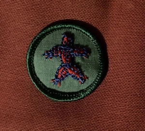 Vintage 1970's Girl Scout (GSA) Patch Badge Green Toy Making Handmade Doll - Picture 1 of 4