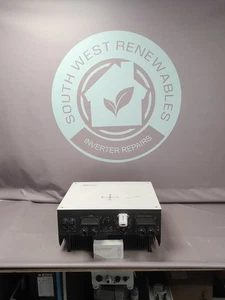 Giv Energy Gen 1 5 KW hybrid Inverter Inc Gem 120 Energy Meter - Picture 1 of 9