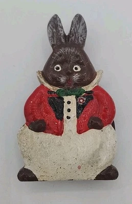 Vintage Cast Iron Peter Rabbit Door Knocker - Image 1 of 4