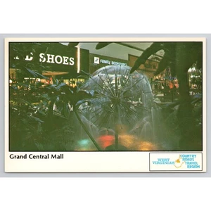 Memorabilia de viaje de recuerdo de Grand Central Mall West Virginia postal WV - Imagen 1 de 2