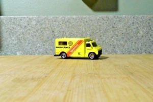 Vintage 1988 Hot Wheels / Unit #5 Yellow Rescue Ambulance / Loose - Picture 1 of 3