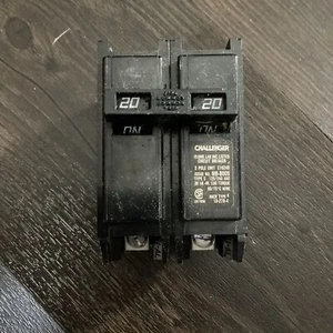 Challenger E16248 C160 1 Pole 20 Amp Circuit Breaker - Picture 1 of 7