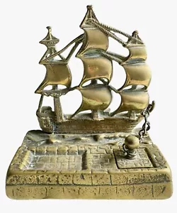 Antique Heavy HMS Victory Brass Desk Top Inkwell 14.2cm x 13.1cm x 8.5cm - Picture 1 of 5