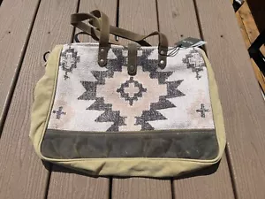 New With Tags Myra Bags Spirit Of Vintage Smartness Overload Weekender Bag - Picture 1 of 7