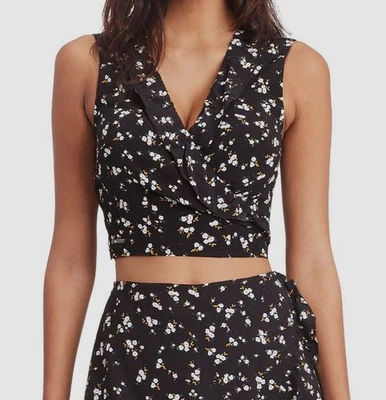 Blusa Tommy Jeans Feminina Preta Floral Babado Surplice Cropped Tamanho XS - Imagem 1 de 3