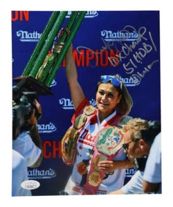 Miki Sudo Signed (JSA) 8x10 Photo Inscribed "10x Champ" & "51 HDB/10 Min" - Nath - Foto 1 di 2