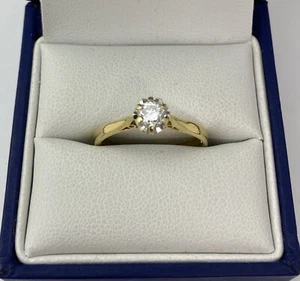 Lovely 18ct Gold & Diamond Solitaire Ring.  Size N1/2    0.28 Carats - Picture 1 of 10