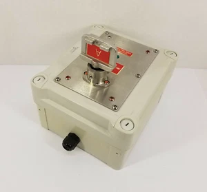 Allen Bradley 440T-MSRUE11 Slamlock Guard Trapped Key Solenoid Release Unit - Bild 1 von 12