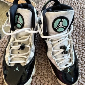 Jordan Talla 6.5 6 Anillos Negro Blanco Tropical Twist Zapatos 323419-115 - Imagen 1 de 6