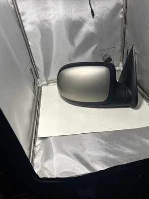 Espejo retrovisor de puerta de 01 GMC Yukon Foto 1 de 2