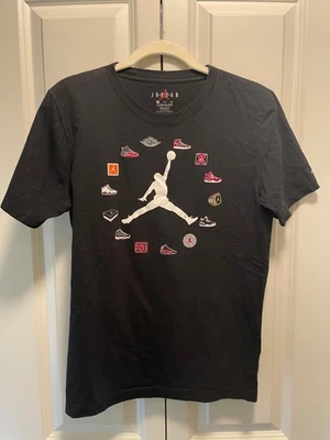 Nike Air Jordan Sneaker Black T Shirt Size Youth XL - Image 1 of 3