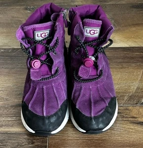 UGG KIDS TURLOCK Plum Purple 3M Insulation SUEDE Snow Boot Zip Size 4 Winter - Picture 1 of 8