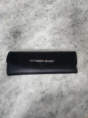 Pinceles de maquillaje con portador Victoria Secret Foto 1 de 4