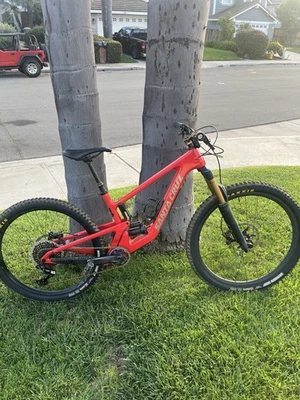 2023 Medium Santa Cruz 5010 C Custom Build - Image 1 of 4