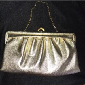 De Colección MARDANE Dorado Metálico Brillante Bolso sin asas Bolso de noche Correa de cadena MCM Glam - Imagen 1 de 9