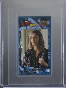 2018 Upper Deck Marvel Ant-Man & The Wasp Mini Giants Autos Judy Greer Auto 4x4
