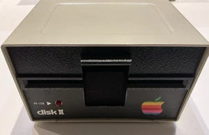 La unidad de disquete externa original Apple Disk II 5,25" Apple II A2M0003 ¡Funciona!! - Imagen 1 de 9