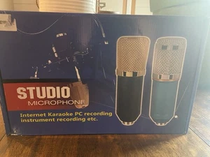 Studio Microphone Set Up - Picture 1 of 7